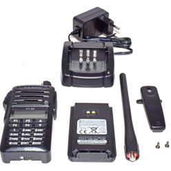Yaesu FT-65E VHF/UHF El Telsizi
